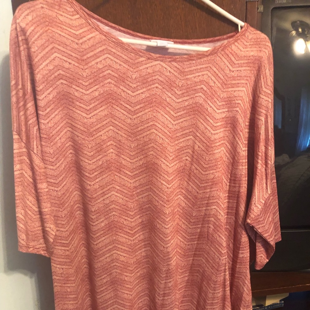 Women’s shirt